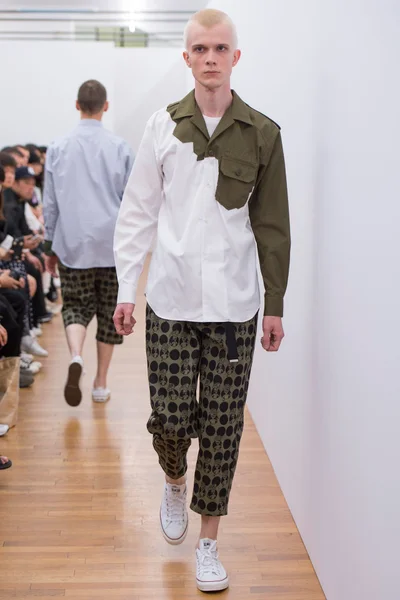 Look 47